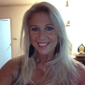 Meet your Posher, Brittney